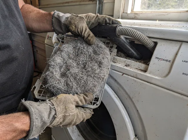 Cleaning Dryer Lint Trap in Norwich, CT